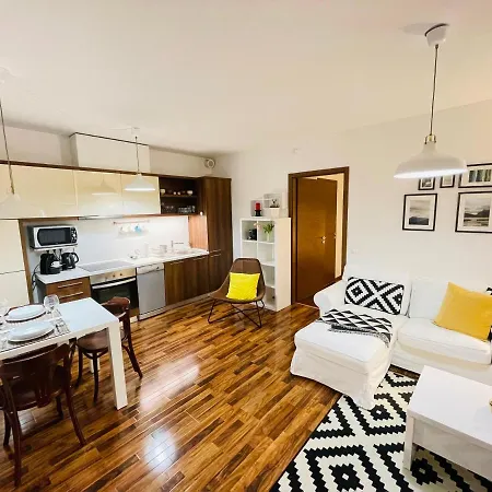 Peony Szekely Mihaly - Free Garage Apartment Budapest