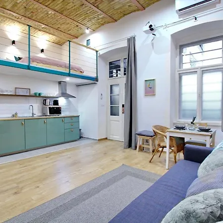 Apartment Lovely&modern Downtown With Free Parking