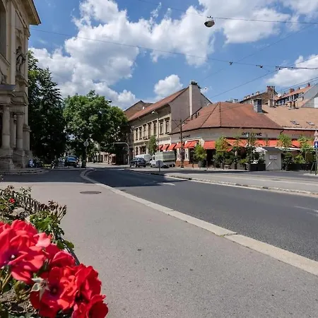 Apartment Mirage Monte Budapest