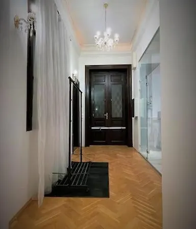 Apartment New, 195 Sqm, Full Center Of