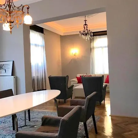 New, 195 Sqm, Full Center Of Apartment