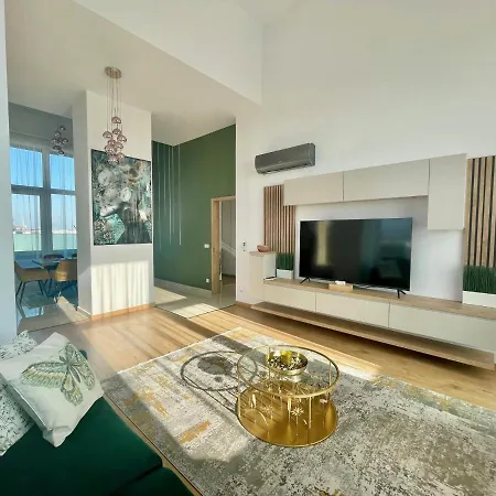 Centropolitan Penthouse #jacuzzi #freeparking