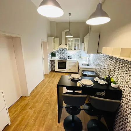 Urban Spirit 2 Apartment