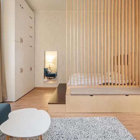 Goldenfeet Apartment