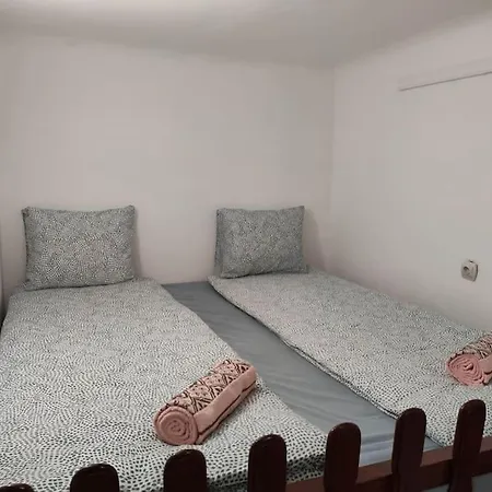 Apartment Affordable Mini Studio At Green Citypark