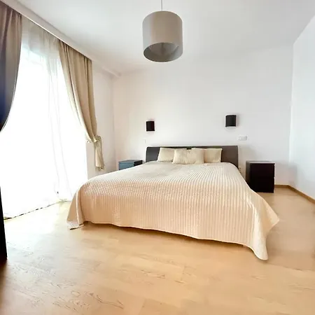Parliament Luxury * Budapest