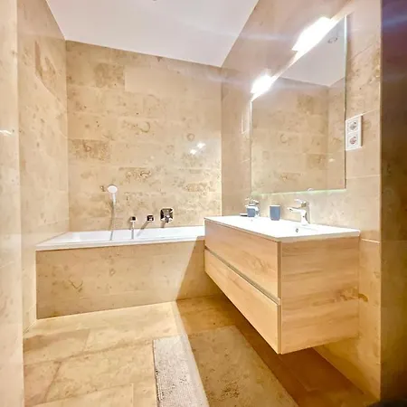 Parliament Luxury Budapest
