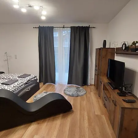N&z Apartman Close To The Downtown Apartment *