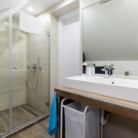 Appartamento Square 2 Bedrooms - Michaelides Voeroesmarty Square Residences *