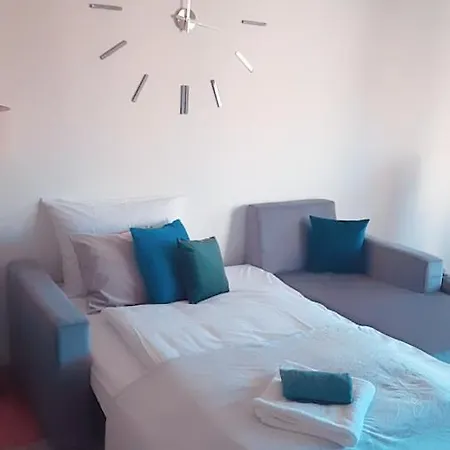 Apartment Rossalini With Free Parking Budapest