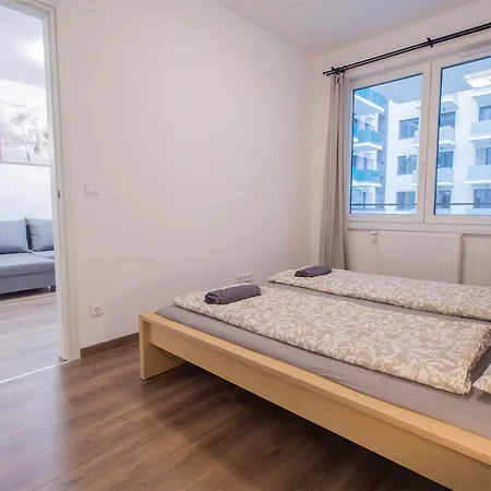 Corvin Modern Apartamento *