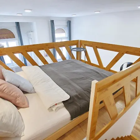 Pau Stylish In The Heart Of Appartement Boedapest