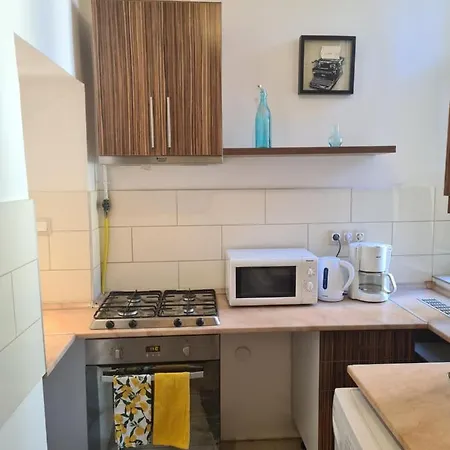 Feeling In The Heart Of Apartamento