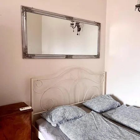 F14 By Small Apartamento *