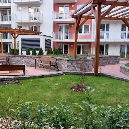 N&z Apartman Close To The Downtown Apartment *