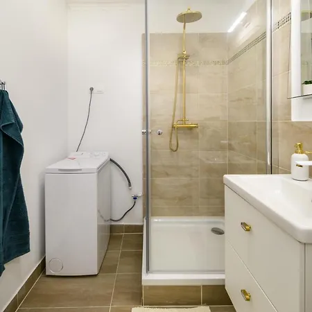 Apartment Stylish Spot By The River Danube *