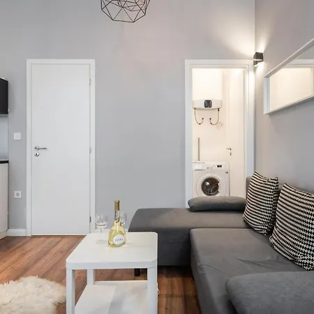 K87- Boutique Apartments, Best Location. By Bqa *