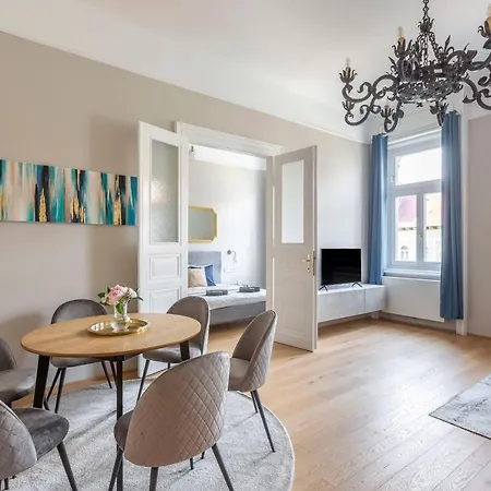 Apartamento Luxury Elizabeth Next To The New York Café *