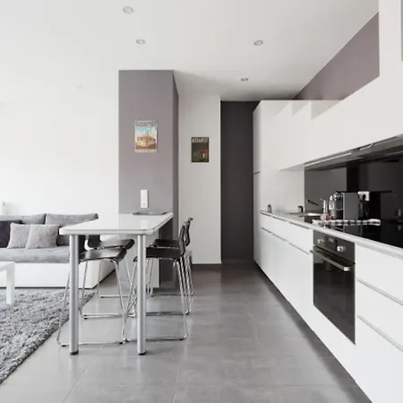 Apartment Sunny&bright Premium Near New York Cafe *
