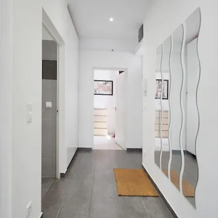 Apartment Sunny&bright Premium Near New York Cafe Budapest