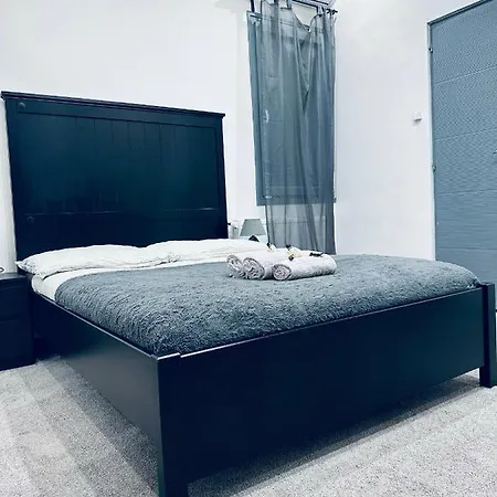 Deluxe Minimal Budapest