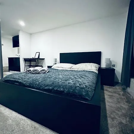 Deluxe Minimal Budapest
