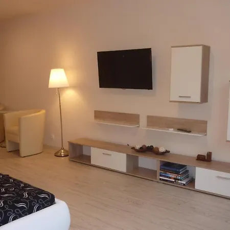 Brand New In The Center Budapest