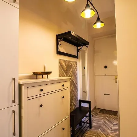 Small Paris Apartmán Budapešť