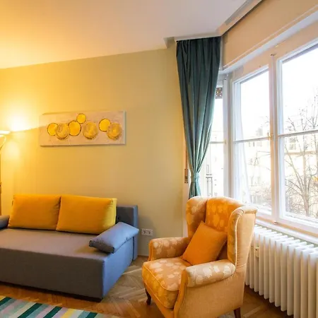 Small Paris Apartmán Budapešť