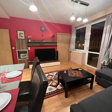 Apartment Luxury Dunapest With Spa And Pool