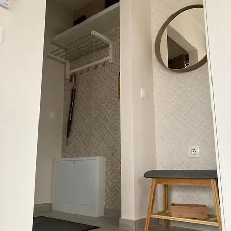 Buda Forrest Hill Apartment *