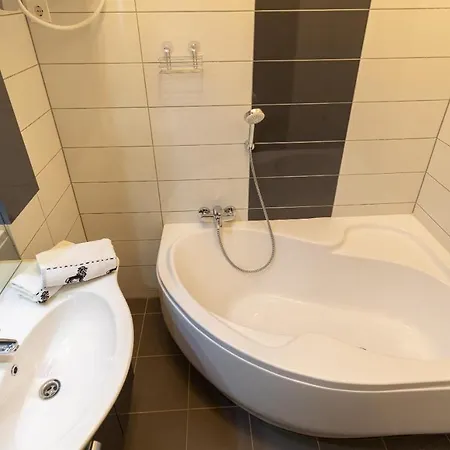 Wiky's With 3bathrooms Apartamento Budapest