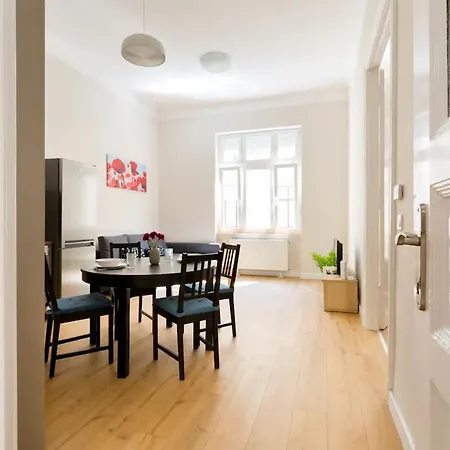 Kresz Geza 29 Westend Station 2 Bedrooms+living Ac Appartement