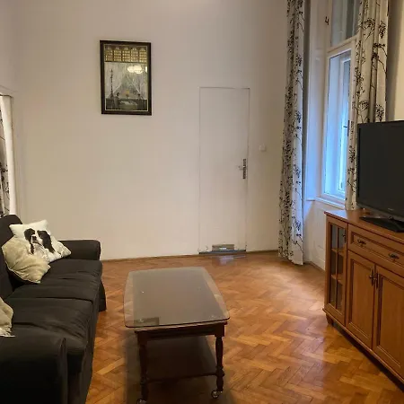 Elegance In The Heart Apartment *
