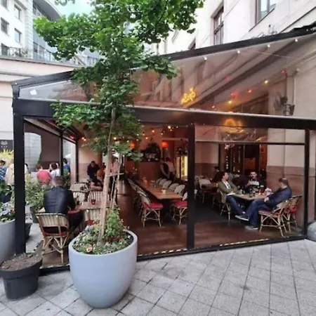 Apartment Deak Charming Apa With Balcony Budapest