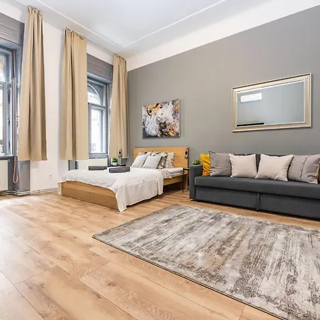 Apartment Deluxe Kazincy In The Heart Of