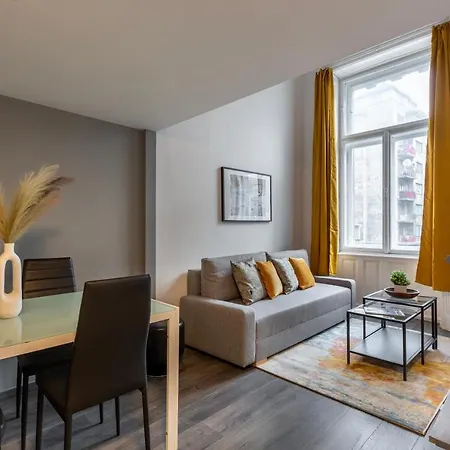 Apartment Deluxe By Bella