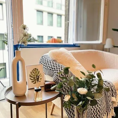 Apartment Deak Charming Apa With Balcony Budapest