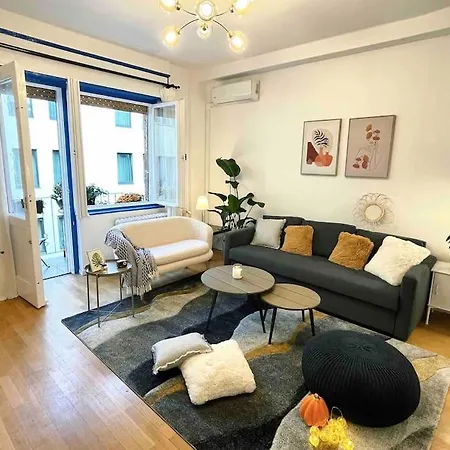 Deak Charming Apa With Balcony Apartment Budapest