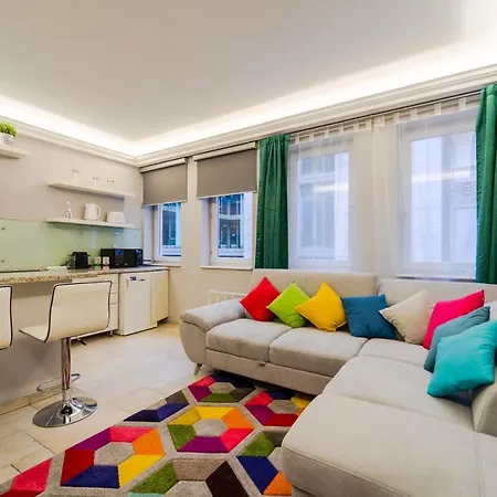 Andrassy Avenue Exclusive Apartment Budapest