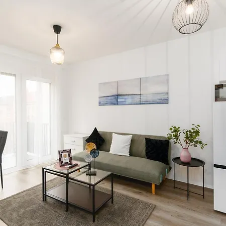 Sweet & Spicy - Brand New With Balcony *