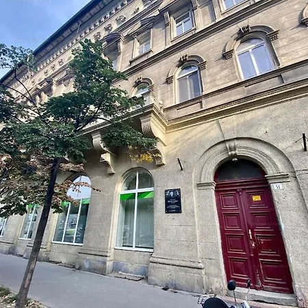 Apartment Damjanich 51- Lovely 3bedroom Budapest