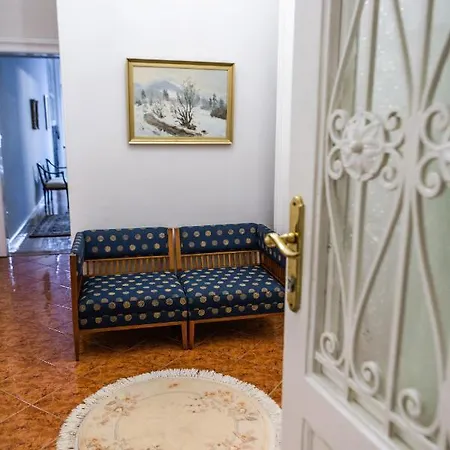 Apartment Luxury Downtown 3 Bedroom By Synagoge With Beautiful View *