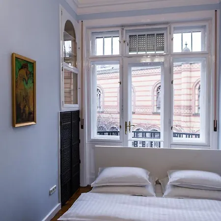 Apartment Luxury Downtown 3 Bedroom By Synagoge With Beautiful View Budapest