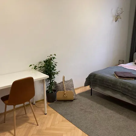 Dembi At The Great Park Apartment