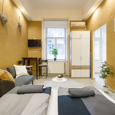 Akacfa 27-2 Center With Aircon Appartement Boedapest