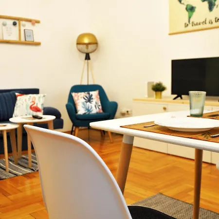 Cozy Design - Near Keleti & Citypark Apartment *