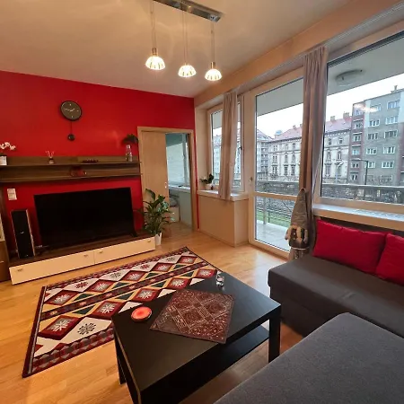 Apartment Luxury Dunapest With Spa And Pool Budapest