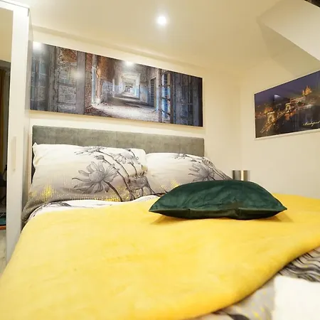 Suzan's In The Heart Of Apartment Budapest
