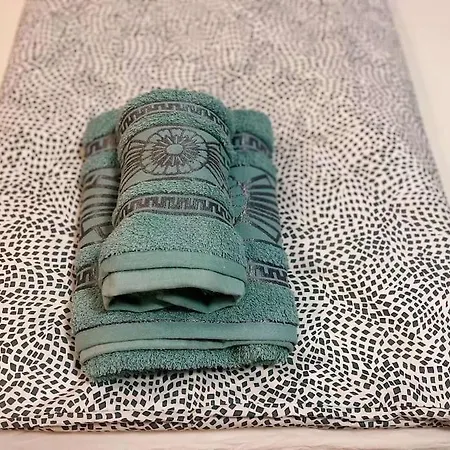 Corvin Cozy With Balcony309